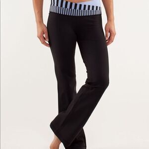 Women’s Lululemon Astro Pants 